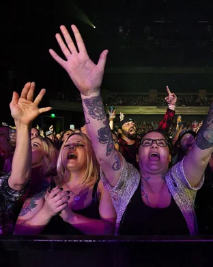 Black Jacket Symphony: Led Zeppelin IV