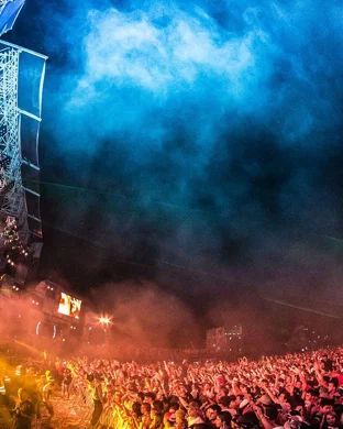 Live concert by Day Made Tour