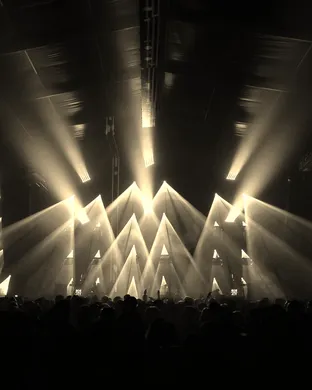 Black Jacket Symphony: Led Zeppelin IV