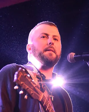 Tyler Farr